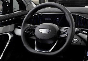 Новый Geely Atlas 2025 (17 фото)