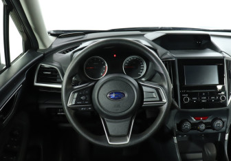 Подержанный автомобиль Subaru Forester Suv 2019 года (18 фото)
