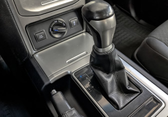 Подержанный автомобиль Toyota Land Cruiser Prado 2018 года (27 фото)