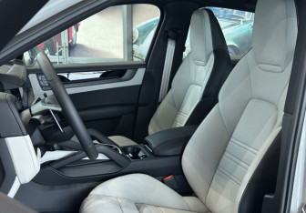 Новый Porsche Cayenne 2026 (11 фото)