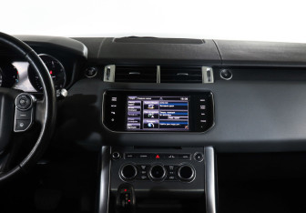 Подержанный автомобиль Land Rover Range Rover Sport 2013 года (14 фото)