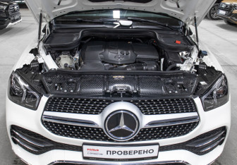 Подержанный автомобиль Mercedes-Benz GLE 2021 года (9 фото)