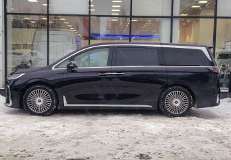 Подержанный автомобиль Voyah Dream 2024 года (5 фото)