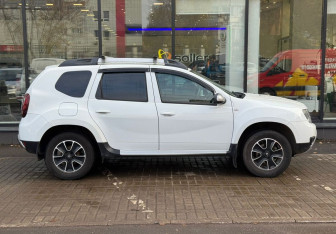 Подержанный автомобиль Renault Duster 2018 года (4 фото)