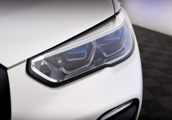Подержанный автомобиль BMW X5 2020 года (17 фото)