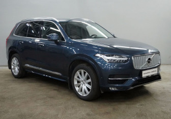Подержанный автомобиль Volvo XC90 2018 года (3 фото)