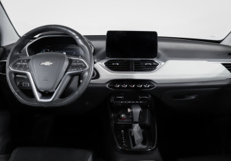 Подержанный автомобиль Chevrolet Captiva 2022 года (12 фото)