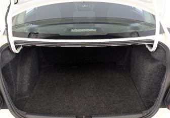 Подержанный автомобиль Volkswagen Polo Sedan 2019 года (10 фото)