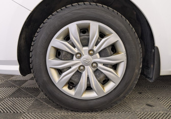 Подержанный автомобиль Hyundai Solaris Sedan 2021 года (12 фото)