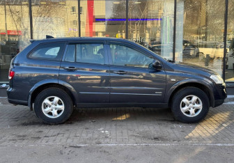 Подержанный автомобиль SsangYong Kyron 2013 года (4 фото)