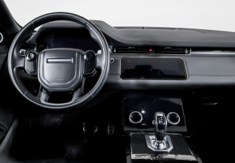 Подержанный автомобиль Land Rover Range Rover Evoque 2019 года (12 фото)