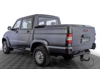 Подержанный автомобиль УАЗ Pickup 2024 года (7 фото)
