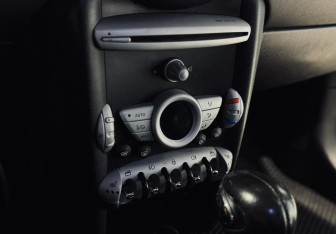 Подержанный автомобиль MINI Clubman Hatchback 2008 года (16 фото)