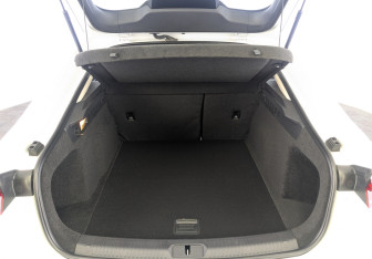 Новый FAW Bestune B70 2024 (8 фото)