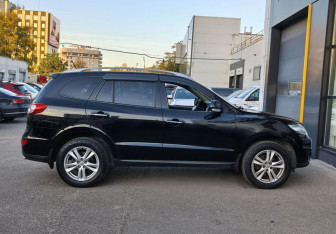 Подержанный автомобиль Hyundai Santa Fe 2011 года (4 фото)