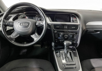 Подержанный автомобиль Audi A4 allroad 2014 года (12 фото)
