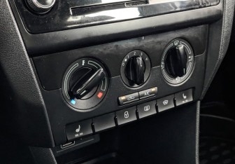 Подержанный автомобиль Skoda Rapid Liftback 2019 года (21 фото)