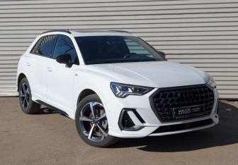 Подержанный автомобиль Audi Q3 2025 года (3 фото)