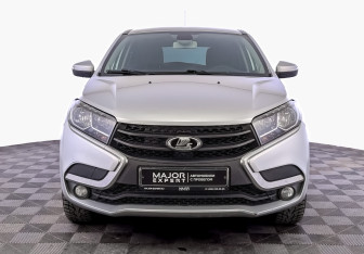 Подержанный автомобиль LADA (ВАЗ) XRAY 2018 года (2 фото)