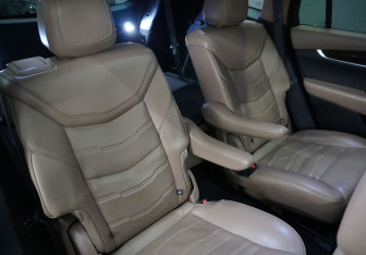 Подержанный автомобиль Cadillac XT6 2019 года (14 фото)