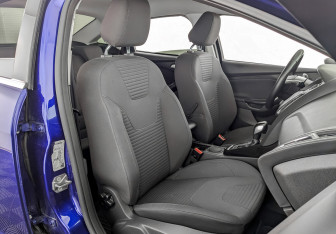 Подержанный автомобиль Ford Focus Sedan 2019 года (11 фото)