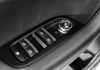 Подержанный автомобиль Chery Tiggo 8 2020 года (27 фото)