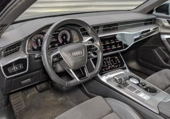 Подержанный автомобиль Audi A6 Sedan 2018 года (16 фото)