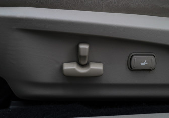 Подержанный автомобиль Subaru Outback Wagon 2011 года (13 фото)