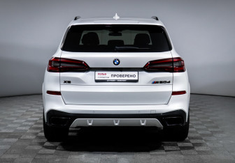 Подержанный автомобиль BMW X5 2019 года (6 фото)