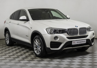 Подержанный автомобиль BMW X4 2016 года (3 фото)