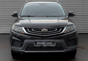 Подержанный автомобиль Geely Emgrand X7 2019 года (3 фото)