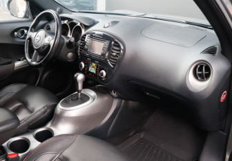 Подержанный автомобиль Nissan Juke 2012 года (9 фото)