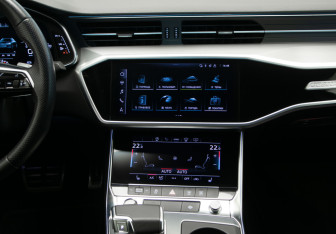 Подержанный автомобиль Audi A6 Sedan 2022 года (22 фото)