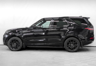 Подержанный автомобиль Land Rover Discovery 2018 года (8 фото)