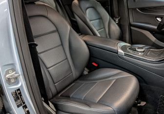 Подержанный автомобиль Mercedes-Benz GLC Coupe 2018 года (23 фото)