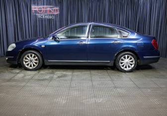 Подержанный автомобиль Nissan Teana 2006 года (8 фото)
