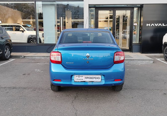 Подержанный автомобиль Renault Logan Sedan 2017 года (6 фото)