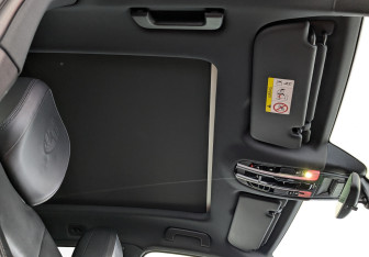 Подержанный автомобиль Porsche Cayenne 2020 года (23 фото)