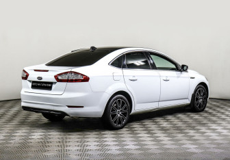 Подержанный автомобиль Ford Mondeo Sedan 2012 года (3 фото)