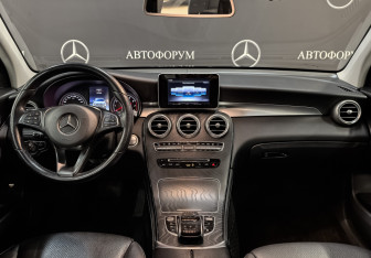 Подержанный автомобиль Mercedes-Benz GLC Coupe 2018 года (14 фото)