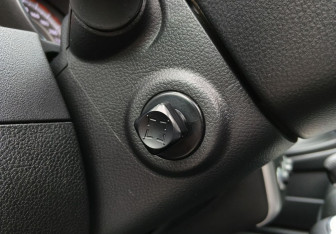 Подержанный автомобиль Nissan Murano Suv 2010 года (15 фото)