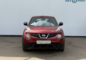 Подержанный автомобиль Nissan Juke 2013 года (2 фото)