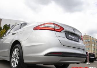 Подержанный автомобиль Ford Mondeo Sedan 2017 года (27 фото)