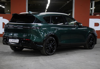 Подержанный автомобиль Voyah Free 2023 года (5 фото)