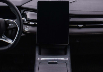 Подержанный автомобиль Geely Preface 2024 года (14 фото)