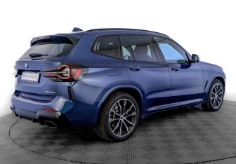 Подержанный автомобиль BMW X3 2022 года (5 фото)