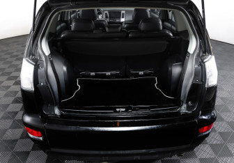 Подержанный автомобиль Mitsubishi Outlander 2011 года (10 фото)