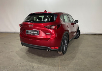 Подержанный автомобиль Mazda CX-5 2022 года (6 фото)