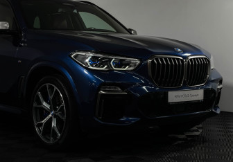 Подержанный автомобиль BMW X5 2018 года (26 фото)
