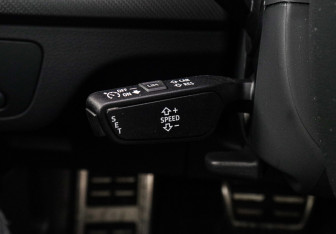 Подержанный автомобиль Audi Q5 2025 года (31 фото)